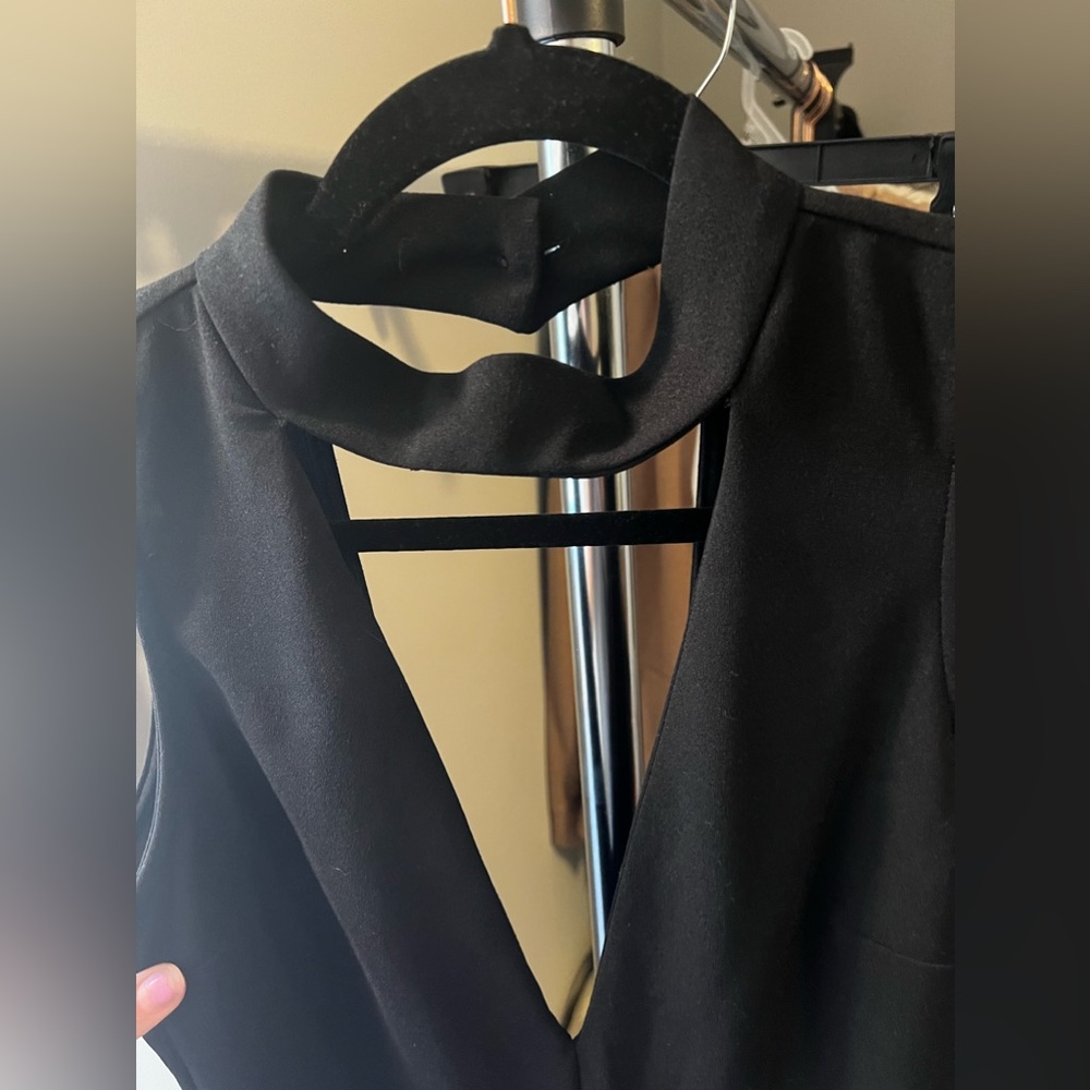 V-neck black jumpsuit - Picture 4 of 4